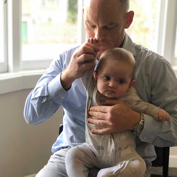 auckland paediatric chiropractor dr. simon kelly treating an infant